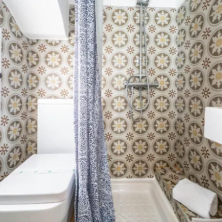 Maison Greta By Rentbeat * 오스투니