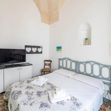 아파트 Maison Greta By Rentbeat 오스투니